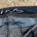 INC . International Concepts women’s 6 short skinny jeans Photo 3