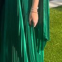 Selfie Leslie Green Dress Photo 1