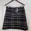 St. John  Textured Intarsia Grid Print Knit Pull-On Mini Skirt Size Medium Photo 4