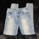 Refuge  lightwash manufactured distressed Jeans Photo 0