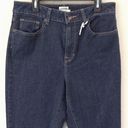 L.L.Bean  Classic Fit Jeans Sz 8 Straight Leg Stretch Denim Blue Dark Wash Photo 1