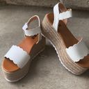 White Scalloped espadrille Wedge Size 10 Photo 0