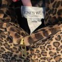 Jones Wear Coat Photo 2