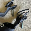 Boutique Bow Heels Photo 4