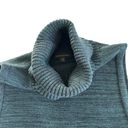 Banana Republic  Sleeveless Turtleneck Sweater Green High Low Hem Size Medium Photo 2