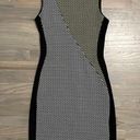 Badgley Mischka  Dress. Sleeveless. Black, white yellow. Size 4. Photo 0