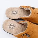 Naturalizer  Golden Maple Wayde Suede Sherpa Lined Slip On Mules Clogs Size 8 Photo 3