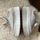 UGG  Womens Marin White Leather Fashion Sneaker Size 8 Medium Platform Sneaker Photo 2