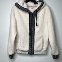 American Eagle  Outfitters teddy Sherpa jacket size medium Photo 0