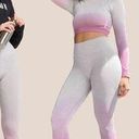 Gymshark  ADAPT OMBRE SEAMLESS LEGGINGS In Light Grey Marl/Pink Photo 0