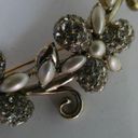 Monet  Vintage Flower Vine Plant Gold Tone Brooch Cluster Rhinestones Pearls Pin Photo 2