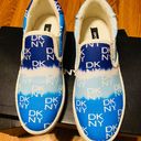 DKNY NEW  Women’s Case Sneakers slip on size 7.5 Photo 0