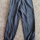 Universal Threads Joggers Photo 2