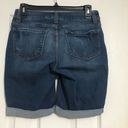 Time & Tru  Bermuda women’s size 4‎ jean shorts mid rise medium wash Photo 10