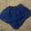 Lululemon Hotty Hot Short 2.5” Photo 2