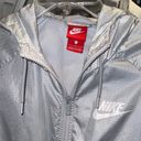 Nike Rain Windbreaker Jacket Photo 3