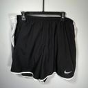 Nike Women’s Dri-Fit 10K Running Shorts Photo 2