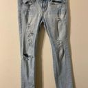 American Eagle Womens  Light Wash Skinny Stretch Jeans Distressed Size 0 Photo 0