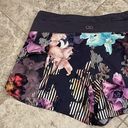 Petal Calia Anywhere  Hem Running Shorts Photo 7