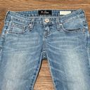 Guess Lowrise Jegging Capri Rollup Jeans Whiskering and Fading Size 25 Photo 1