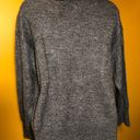 Elle Women's original sweater. Size L.  brand. $35. Photo 1