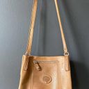 Roots  Canada Leather Folder Over Tan Crossbody bag Photo 1