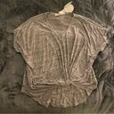 Hummingbird Light grey knot blouse Photo 0