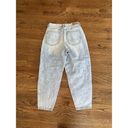 American Eagle  Relaxed Mom Fit Light Wash Denim Jeans Size 2 1004 Photo 9