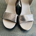 Bueno  Ida Wedge Sandal Metallic Taupe Leather Size 7.5 US, 38 EU Photo 1