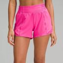 Lululemon Hotty Hot Short 2.5” Photo 0