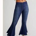 Free People We The Free Crvy Last Dance Crop Flare Raw Hem Pull On Dark Wash Jeans Size 27 Photo 1