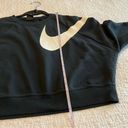 Nike  Women’s Black Cropped Sweatshirt Medium Photo 9