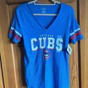 Genuine Merchandise Cubs V-Neck T-shirt Photo 0