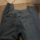 Old Navy Straight Leg Curvy Profile Jean Photo 3