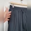 Outdoor Voices  black women's sweatpants/joggers size small Photo 5