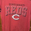 Genuine Merchandise Cincinnati Reds Baseball  T-shirt Photo 2