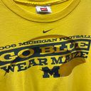 Nike Gray Tag 2006 Michigan State Football Textured Graphic Wear Maize T-Shirt Photo 1