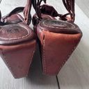 Frye  Lola Huarache Leather Wedge Sandals Size 9 Photo 10