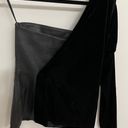 BCBGMAXAZRIA Black Top Photo 3