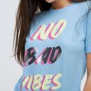 Boohoo  No Bad Vibes Crewneck Graphic Tee Size Large Photo 7