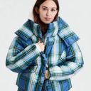 American Eagle NWOT  AE 80’s Puffer coat Jacket in plaid Photo 0