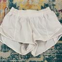 Lululemon Hotty Hot Short 2.5” White Photo 0