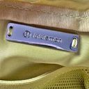  ATHLETICA | Lululemon Everywhere Belt Bag Yellow Serpentine | 1L Photo 9