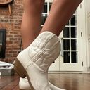 SheIn mini white cowboy boots Photo 0