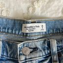 Abercrombie & Fitch High Rise Mom Short Photo 2