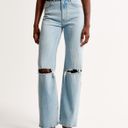 Abercrombie & Fitch High Rise 90s Relaxed Jeans Photo 4