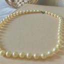 American Vintage Pearl “Ingrid” Cream Yellow Pearl Necklace 17” Classic Style Femme Bridal Simple Photo 4