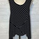 DKNY  Jeans black & white striped geometric tank top Size Medium Photo 0