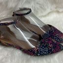 Rampage  Casandra Pointy Toe Flowery Flats Size 7 B-23 Photo 4