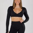 Paragon  Black DesB Infinite Long Sleeve Sports Bra Crop Top Photo 0